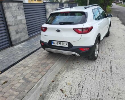 Білий Кіа Stonic, об'ємом двигуна 1.4 л та пробігом 31 тис. км за 17000 $, фото 1 на Automoto.ua