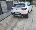 Білий Кіа Stonic, об'ємом двигуна 1.4 л та пробігом 31 тис. км за 17000 $, фото 1 на Automoto.ua
