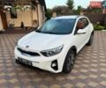 Белый Киа Stonic, объемом двигателя 1.6 л и пробегом 131 тыс. км за 8999 $, фото 1 на Automoto.ua