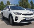 Белый Киа Stonic, объемом двигателя 1.58 л и пробегом 189 тыс. км за 15500 $, фото 1 на Automoto.ua