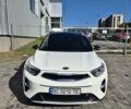 Білий Кіа Stonic, об'ємом двигуна 1.37 л та пробігом 68 тис. км за 16000 $, фото 1 на Automoto.ua