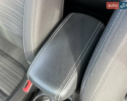 Білий Кіа Stonic, об'ємом двигуна 1.4 л та пробігом 68 тис. км за 15999 $, фото 26 на Automoto.ua