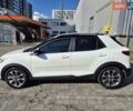 Білий Кіа Stonic, об'ємом двигуна 1.37 л та пробігом 68 тис. км за 16000 $, фото 6 на Automoto.ua