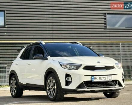 Білий Кіа Stonic, об'ємом двигуна 1.37 л та пробігом 68 тис. км за 17600 $, фото 58 на Automoto.ua