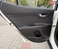 Білий Кіа Stonic, об'ємом двигуна 1.37 л та пробігом 87 тис. км за 16400 $, фото 19 на Automoto.ua