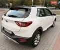 Білий Кіа Stonic, об'ємом двигуна 1.37 л та пробігом 87 тис. км за 16400 $, фото 10 на Automoto.ua
