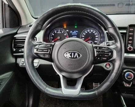 Білий Кіа Stonic, об'ємом двигуна 1.6 л та пробігом 47 тис. км за 12000 $, фото 5 на Automoto.ua