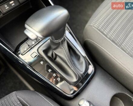 Білий Кіа Stonic, об'ємом двигуна 1.37 л та пробігом 68 тис. км за 17600 $, фото 11 на Automoto.ua