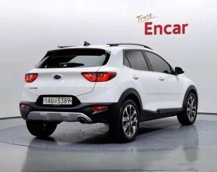 Киа Stonic 2019 в Киеве на Automoto.ua Белый Киа Stonic, объемом двигателя 1.6 л и пробегом 47 тыс. км за 12000 $, фото 2 на Automoto.ua