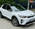 Белый Киа Stonic, объемом двигателя 1.37 л и пробегом 53 тыс. км за 18400 $, фото 17 на Automoto.ua