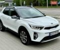 Белый Киа Stonic, объемом двигателя 1.37 л и пробегом 53 тыс. км за 18400 $, фото 9 на Automoto.ua