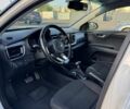 Белый Киа Stonic, объемом двигателя 1.4 л и пробегом 77 тыс. км за 17700 $, фото 12 на Automoto.ua