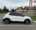 Белый Киа Stonic, объемом двигателя 1.37 л и пробегом 48 тыс. км за 14900 $, фото 5 на Automoto.ua