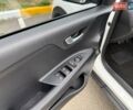 Белый Киа Stonic, объемом двигателя 1.37 л и пробегом 48 тыс. км за 14900 $, фото 20 на Automoto.ua