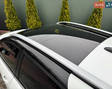 Белый Киа Stonic, объемом двигателя 1.4 л и пробегом 24 тыс. км за 17500 $, фото 9 на Automoto.ua