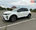 Белый Киа Stonic, объемом двигателя 1.37 л и пробегом 48 тыс. км за 14900 $, фото 1 на Automoto.ua