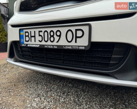 Белый Киа Stonic, объемом двигателя 1.4 л и пробегом 24 тыс. км за 17500 $, фото 14 на Automoto.ua