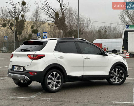 Белый Киа Stonic, объемом двигателя 1.4 л и пробегом 54 тыс. км за 17800 $, фото 5 на Automoto.ua