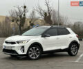 Белый Киа Stonic, объемом двигателя 1.4 л и пробегом 54 тыс. км за 17800 $, фото 3 на Automoto.ua