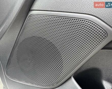 Белый Киа Stonic, объемом двигателя 1.37 л и пробегом 18 тыс. км за 19700 $, фото 64 на Automoto.ua