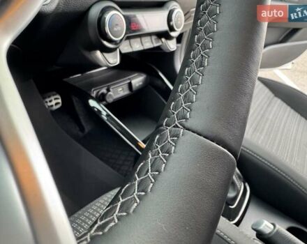 Белый Киа Stonic, объемом двигателя 1.37 л и пробегом 18 тыс. км за 19700 $, фото 49 на Automoto.ua