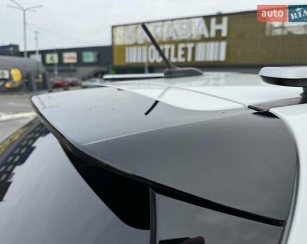 Белый Киа Stonic, объемом двигателя 1.37 л и пробегом 18 тыс. км за 19700 $, фото 34 на Automoto.ua