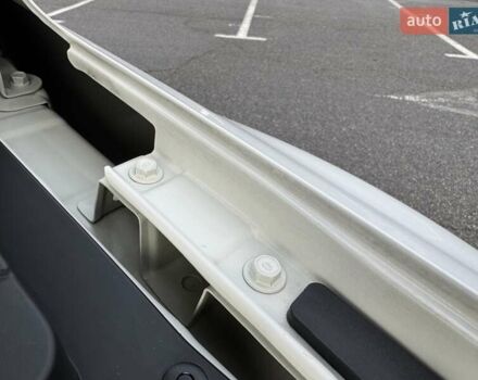 Белый Киа Stonic, объемом двигателя 1.37 л и пробегом 18 тыс. км за 19700 $, фото 14 на Automoto.ua