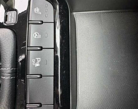 Белый Киа Stonic, объемом двигателя 1.37 л и пробегом 18 тыс. км за 19700 $, фото 67 на Automoto.ua