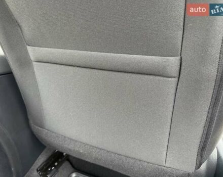 Белый Киа Stonic, объемом двигателя 1.37 л и пробегом 18 тыс. км за 19700 $, фото 55 на Automoto.ua