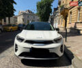 Белый Киа Stonic, объемом двигателя 1.4 л и пробегом 16 тыс. км за 22000 $, фото 2 на Automoto.ua