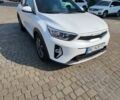 Белый Киа Stonic, объемом двигателя 1.37 л и пробегом 13 тыс. км за 21800 $, фото 4 на Automoto.ua