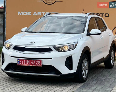 Білий Кіа Stonic, об'ємом двигуна 1.6 л та пробігом 123 тис. км за 14500 $, фото 1 на Automoto.ua