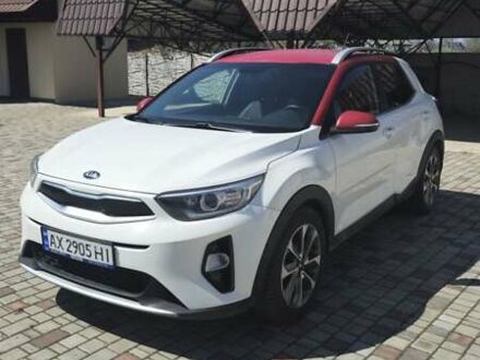 Кіа Stonic 2018 у Іршава на Automoto.ua Білий Кіа Stonic, об'ємом двигуна 1.4 л та пробігом 77 тис. км за 15000 $, фото 1 на Automoto.ua