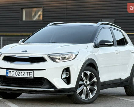 Киа Stonic 2019 в Львове на Automoto.ua Белый Киа Stonic, объемом двигателя 1.4 л и пробегом 68 тыс. км за 15999 $, фото 1 на Automoto.ua