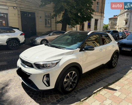 Білий Кіа Stonic, об'ємом двигуна 1.4 л та пробігом 16 тис. км за 22000 $, фото 1 на Automoto.ua