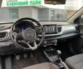 Черный Киа Stonic, объемом двигателя 1.6 л и пробегом 140 тыс. км за 15299 $, фото 40 на Automoto.ua