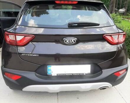 Коричневий Кіа Stonic, об'ємом двигуна 1.37 л та пробігом 100 тис. км за 14100 $, фото 11 на Automoto.ua