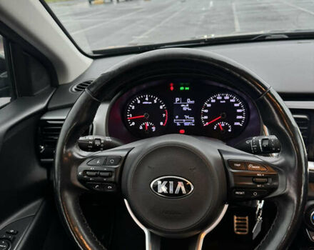 Коричневый Киа Stonic, объемом двигателя 1.37 л и пробегом 95 тыс. км за 17000 $, фото 11 на Automoto.ua