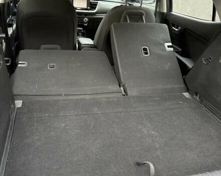 Коричневый Киа Stonic, объемом двигателя 1.37 л и пробегом 80 тыс. км за 16000 $, фото 3 на Automoto.ua