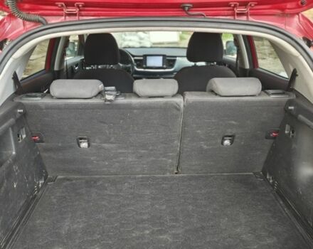 Красный Киа Stonic, объемом двигателя 1.4 л и пробегом 75 тыс. км за 357 $, фото 8 на Automoto.ua