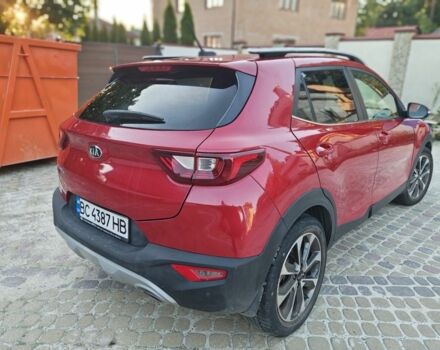 Красный Киа Stonic, объемом двигателя 1.4 л и пробегом 75 тыс. км за 357 $, фото 9 на Automoto.ua