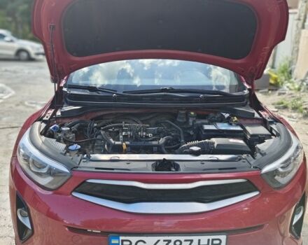 Красный Киа Stonic, объемом двигателя 1.4 л и пробегом 75 тыс. км за 357 $, фото 6 на Automoto.ua