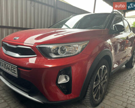 Червоний Кіа Stonic, об'ємом двигуна 1.37 л та пробігом 39 тис. км за 18500 $, фото 5 на Automoto.ua