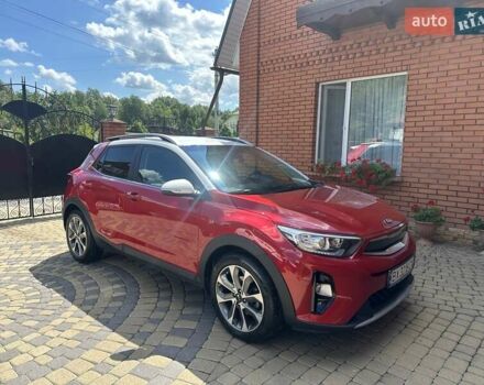 Красный Киа Stonic, объемом двигателя 1.4 л и пробегом 32 тыс. км за 17700 $, фото 7 на Automoto.ua