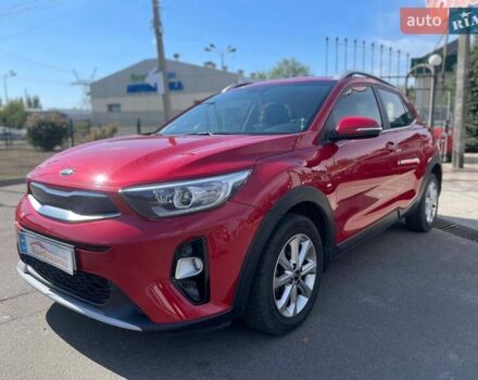 Червоний Кіа Stonic, об'ємом двигуна 1.37 л та пробігом 18 тис. км за 18699 $, фото 2 на Automoto.ua