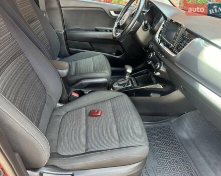 Красный Киа Stonic, объемом двигателя 1.4 л и пробегом 32 тыс. км за 17700 $, фото 25 на Automoto.ua