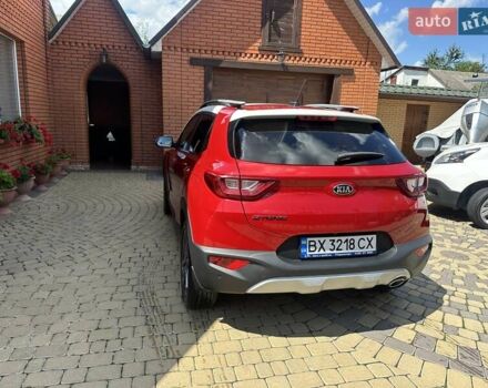Красный Киа Stonic, объемом двигателя 1.4 л и пробегом 32 тыс. км за 17700 $, фото 8 на Automoto.ua