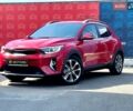 Красный Киа Stonic, объемом двигателя 1.37 л и пробегом 8 тыс. км за 23800 $, фото 2 на Automoto.ua