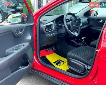 Красный Киа Stonic, объемом двигателя 1.37 л и пробегом 8 тыс. км за 23800 $, фото 26 на Automoto.ua