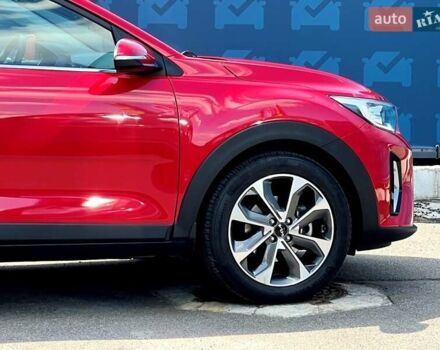 Красный Киа Stonic, объемом двигателя 1.37 л и пробегом 8 тыс. км за 23800 $, фото 14 на Automoto.ua